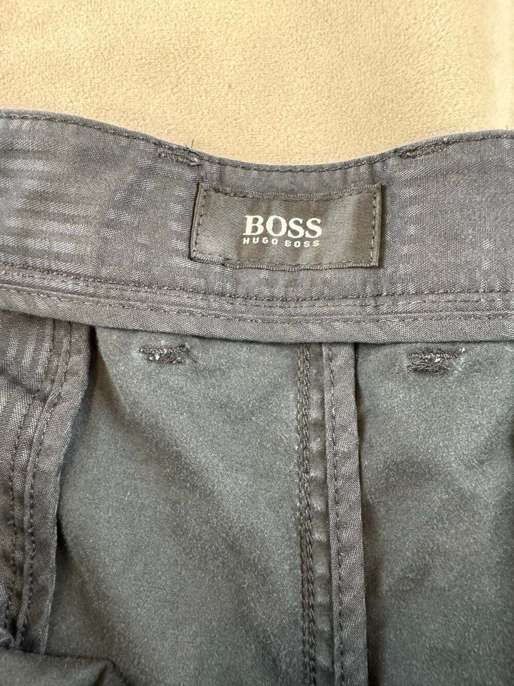 Hugo Boss shorts - Picture 3 of 6